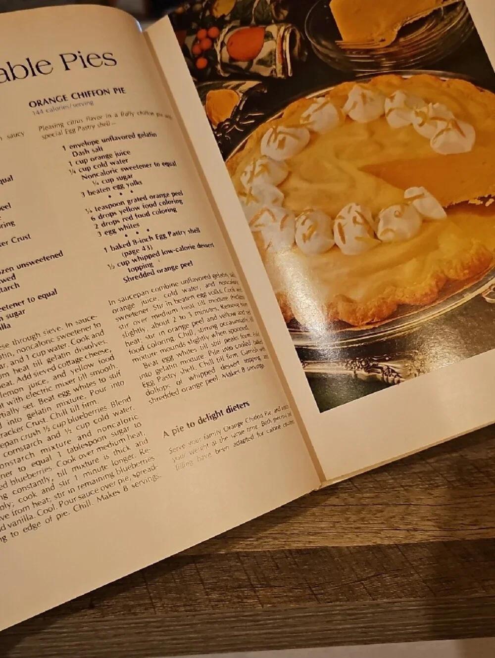 Vintage Better Homes and Gardens Low-Calorie Desserts Cookbook Hardcover
